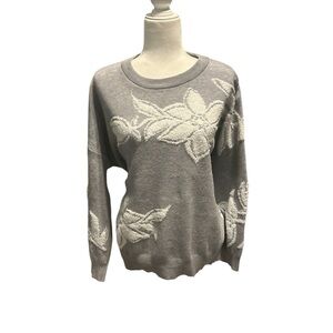 Nicole Miller Gray Crewneck Sweater with Cream Floral Motif